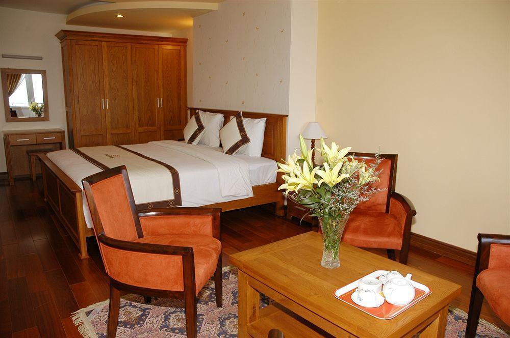 Oriental Nha Trang Hotel - Doi Dien Bai Bien Esterno foto
