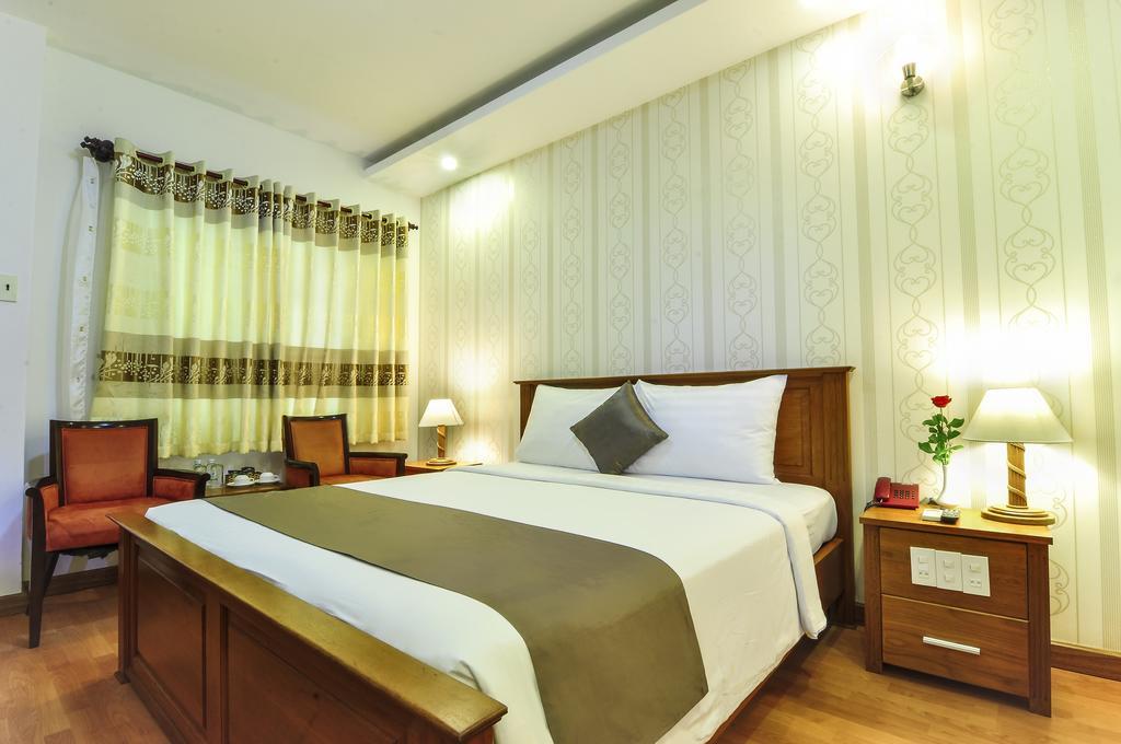 Oriental Nha Trang Hotel - Doi Dien Bai Bien Esterno foto