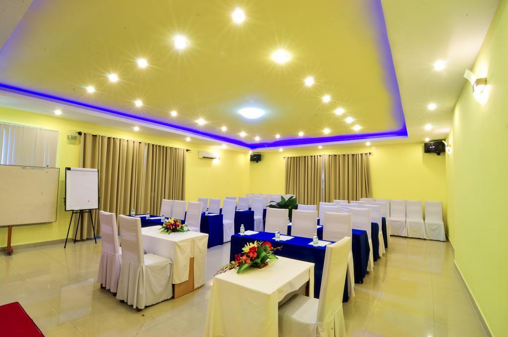 Oriental Nha Trang Hotel - Doi Dien Bai Bien Esterno foto